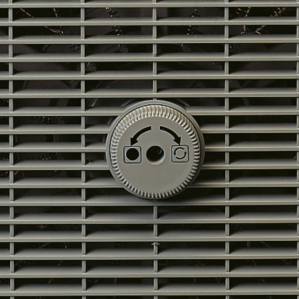 front grille rotation control